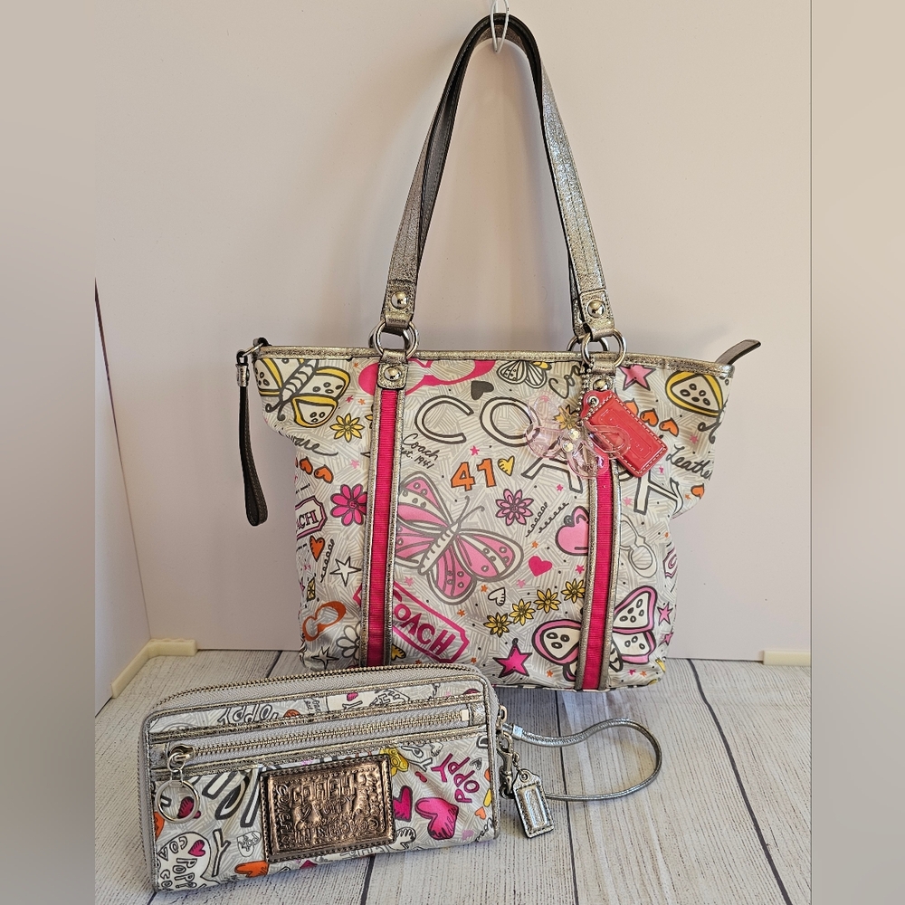 EUC Coach Y2K Bandana Graffiti Butterfly Shoulder Bag (F15712) & Wallet Set